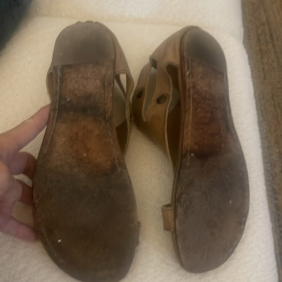 Bedstu brown sandals. Size 9 - Picture 5 of 7
